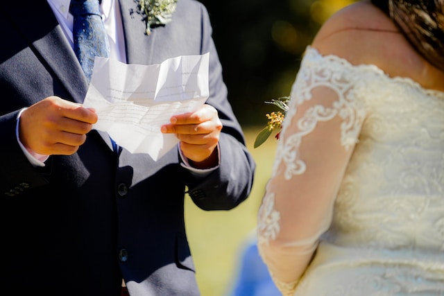 How to write wedding vows